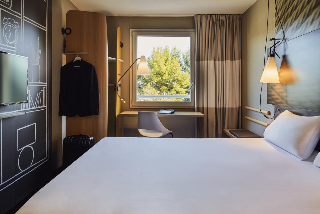Ibis La Ciotat Hotel Екстериор снимка