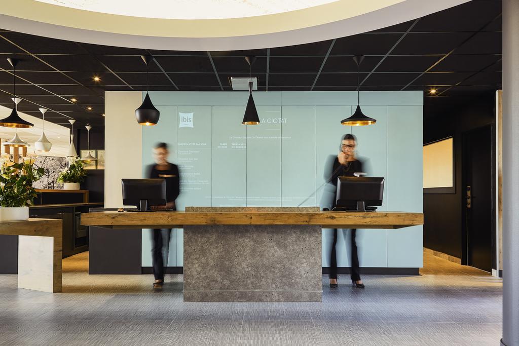 Ibis La Ciotat Hotel Екстериор снимка